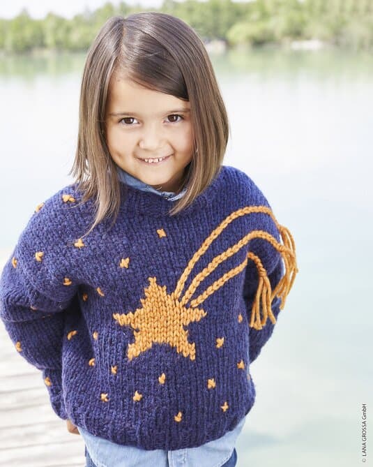 SWEATER WITH STAR MOTIF - Landlust-Winterwolle
Show details