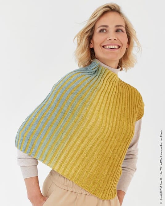 PONCHO - Cool Wool Lace hand dyed/Cool Wool Lace
Show details