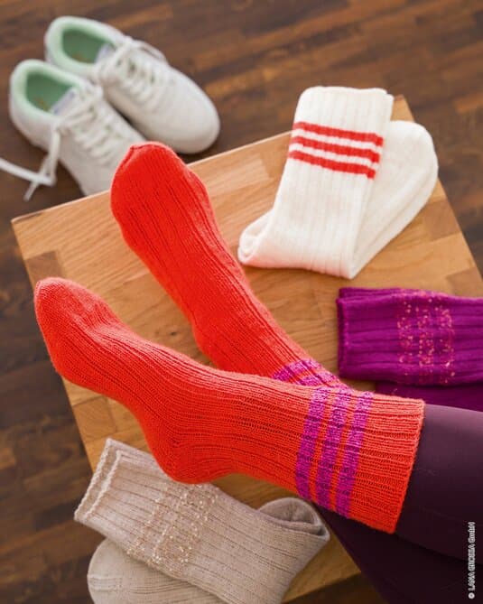 SOCKS - Meilenweit 100g Merino extrafine & Meilenweit 50g Cashmere & Glamour
Show details