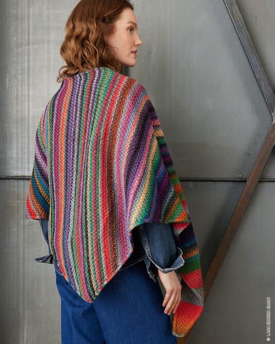 TRIANGLE SCARF WITH PEARL PATTERN - Farfalla
Show details