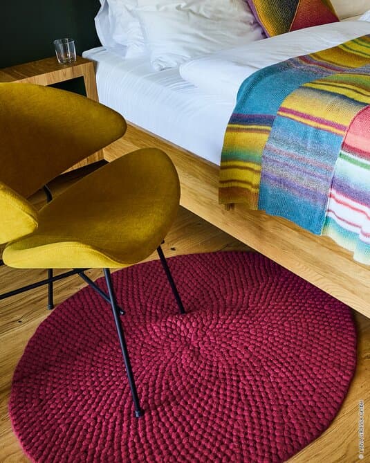 FELT CROCHET CARPET - Feltro
Show details