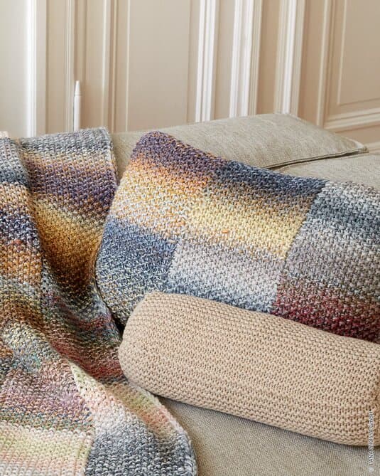 CUSHION COVER IN PEARL PATTERN - Merino Twister
Show details