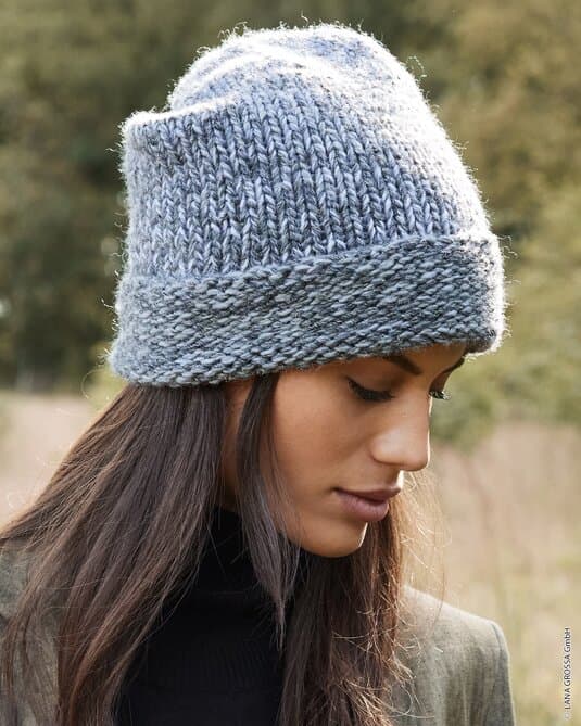 HAT WITH TURN UP - Gomitolo Gala
Show details