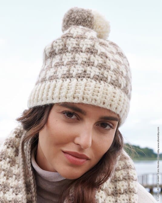 HAT - Brigitte No. 2
Show details