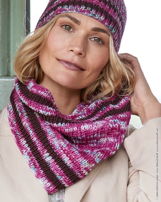 LOOP - Cool Wool hand dyed/Cool Wool
Show details