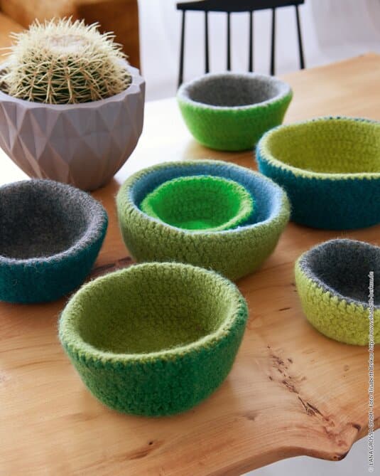 BOWL SET · FELTRO
Show details