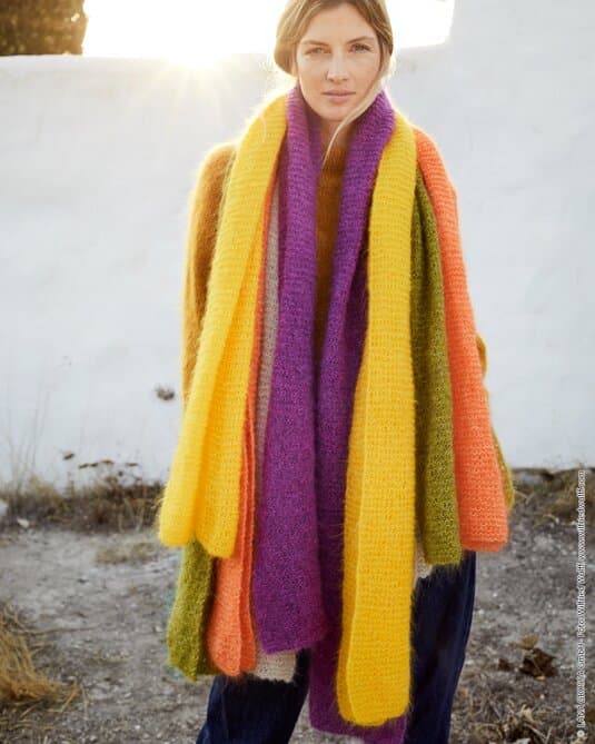 SCARF · Brigitte No. 3
Show details