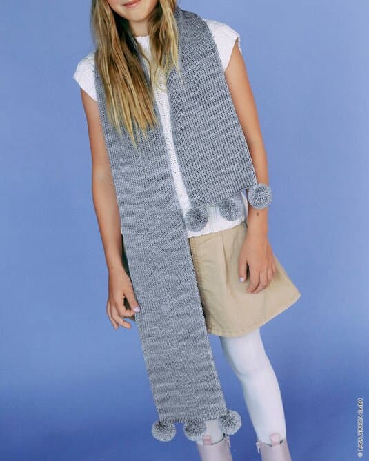 SCARF WITH POMPOMS - Cool Merino Big Vintage
Show details