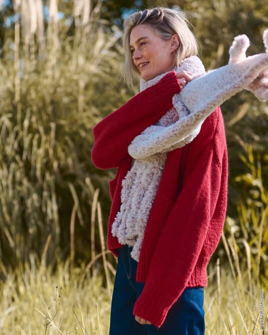 CARDIGAN WITH POCKETS - Winter Softness
Show details