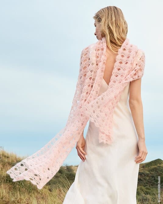 SCARF IN CROCHET LACE PATTERN - Silkhair
Show details