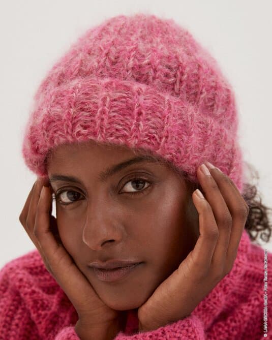 HAT - BRIGITTE NO. 3
Show details