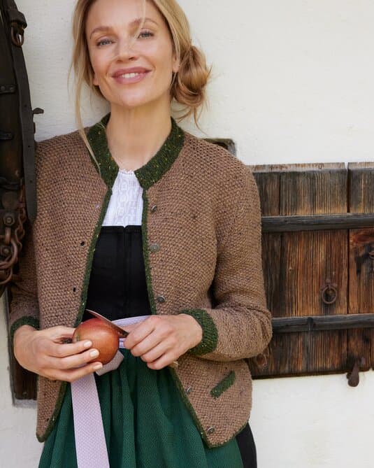 JACKET WITH PEARL PATTERN - Country Tweed Fine
Show details