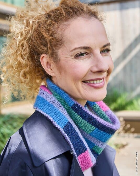 LOOP SCARF - Landlust Kidmohair & Landlust-Soft-Tweed 180
Show details